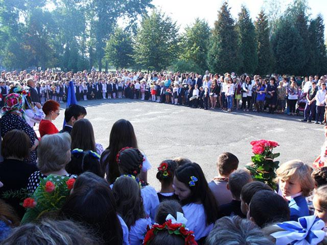 Зустрічає школа нас